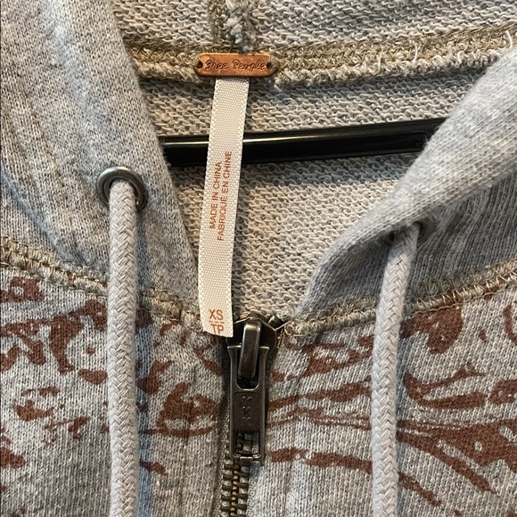 Free People Gray Graphic Hoodie - Picture 5 of 6